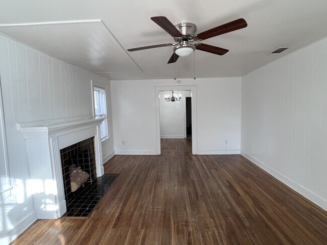 2104 26th St in Lubbock, TX - Building Photo - Building Photo