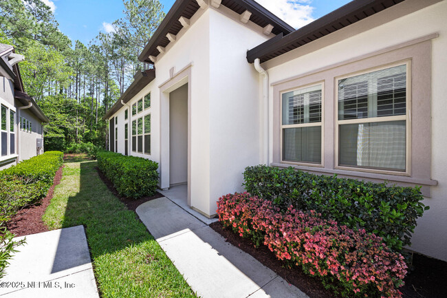435 Wingstone Dr in Jacksonville, FL - Building Photo - Building Photo