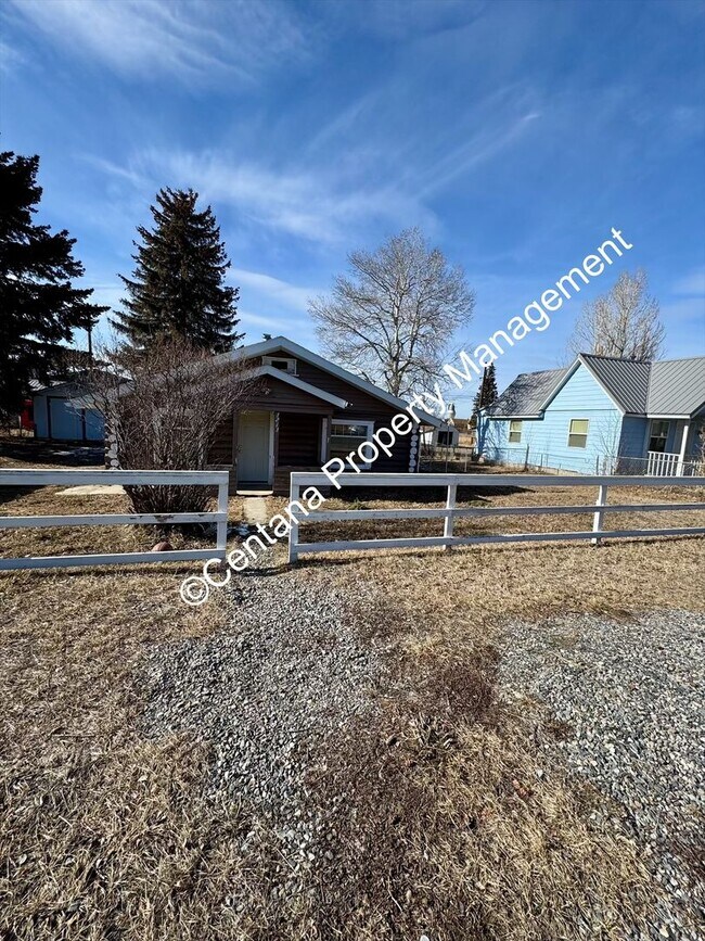 3213 Carter St in Butte, MT - Building Photo - Building Photo