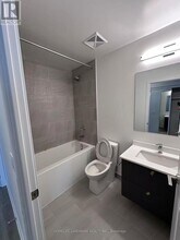 50 Upper Mall Wy in Vaughan, ON - Building Photo - Building Photo