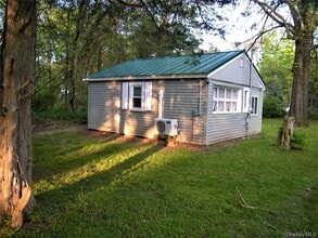 406 Sepasco Center St in Rhinebeck, NY - Building Photo - Building Photo