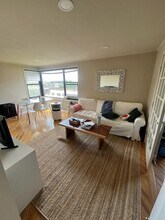 525 W Aldine Ave in Chicago, IL - Building Photo - Building Photo