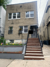 60 Stevens Ave in Jersey City, NJ - Building Photo - Building Photo