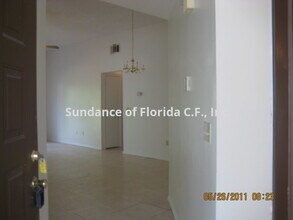 124 Coralwood Cir in Kissimmee, FL - Building Photo - Building Photo