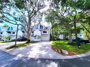 9947 Indian Key Trail in Seminole, FL - Building Photo - Building Photo