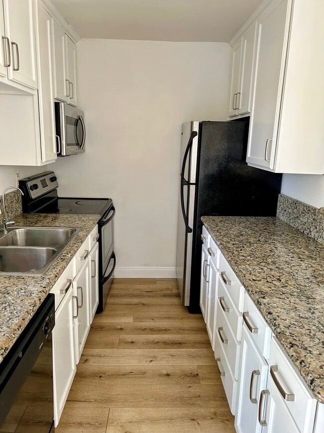 property at 5505 Adelaide Ave