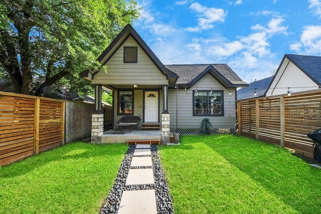 property at 1561 Scharpe St