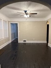 5741 Lakewood St in Detroit, MI - Building Photo - Building Photo
