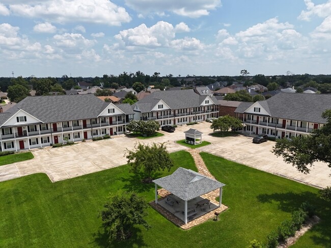 Benoit Place Apartments