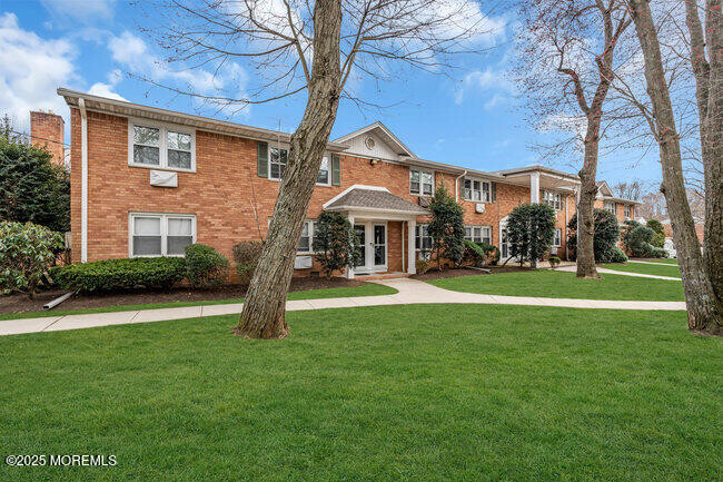 96 East Ave in Atlantic Highlands, NJ - Building Photo - Building Photo