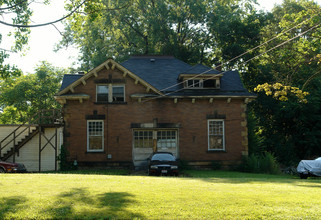 277 Park Ave in Youngstown, OH - Building Photo - Building Photo