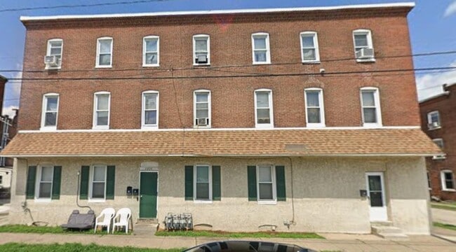 1224 E 2nd St in Eddystone, PA - Building Photo - Building Photo