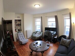 27 Buttonwood St, Unit 1 in Boston, MA - Building Photo - Building Photo