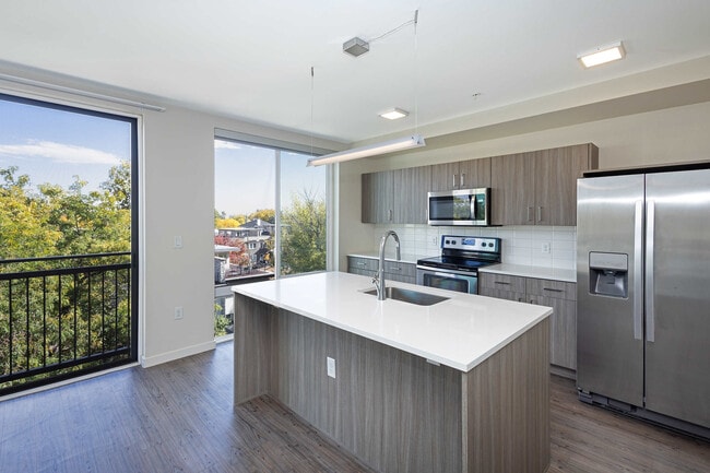 Colewood Apartments in Denver, CO - Foto de edificio - Building Photo