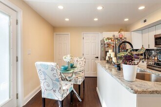 5337 Hayes St NE in Washington, DC - Building Photo - Building Photo