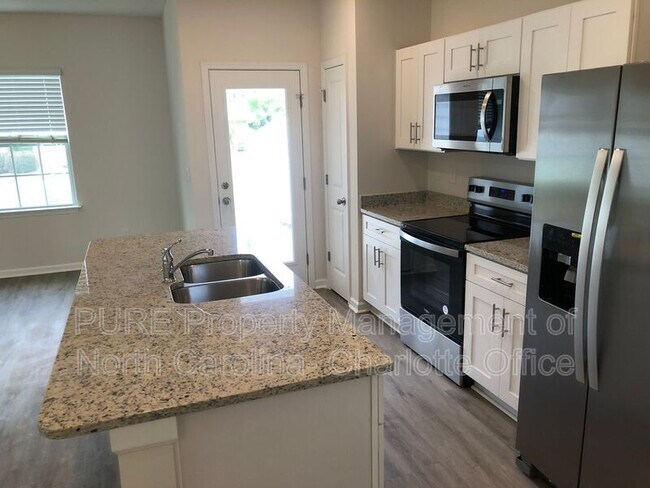 5517 Carrington Ct in Trinity, NC - Building Photo - Building Photo