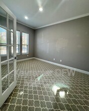 6726 DeLeon St in Irving, TX - Building Photo - Building Photo