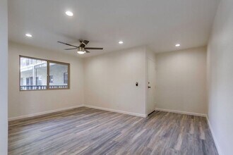3535 Monroe Ave in San Diego, CA - Building Photo - Building Photo