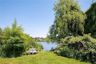 75 Green End Ave in Middletown, RI - Building Photo - Building Photo