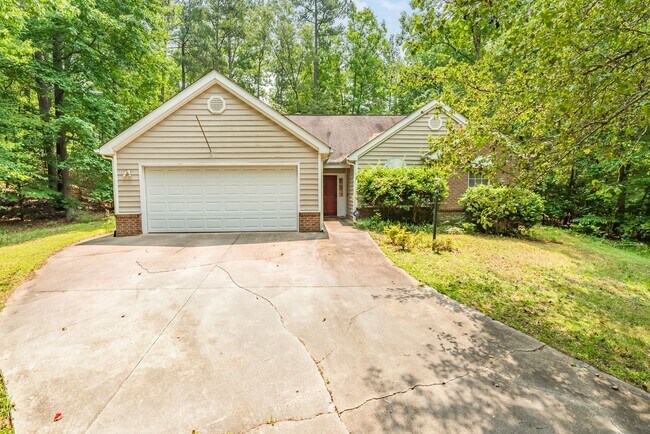 6516 Forest Ridge Dr in Durham, NC - Building Photo - Building Photo