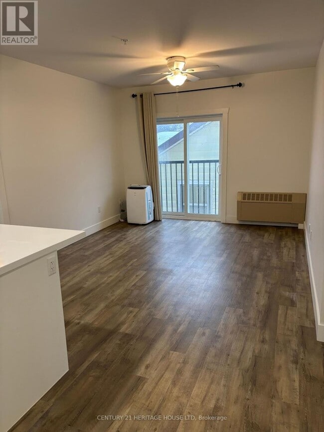 69 Curtis St in St Thomas, ON - Building Photo - Building Photo