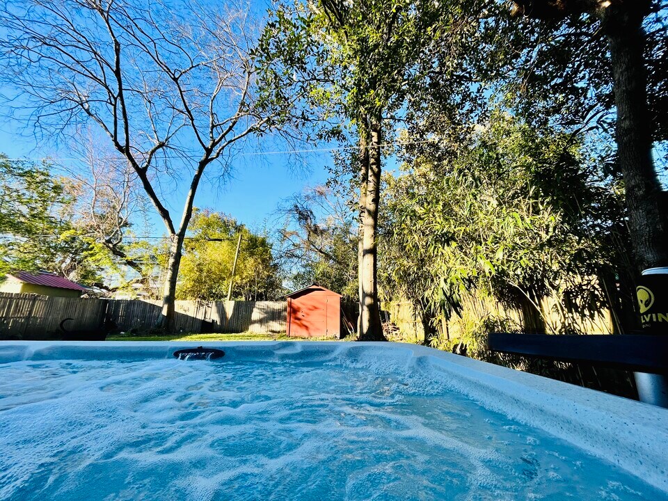 2043 Dellwood Ave in Jacksonville, FL - Building Photo