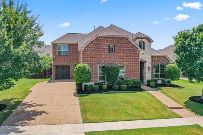 property at 2820 Annandale Dr