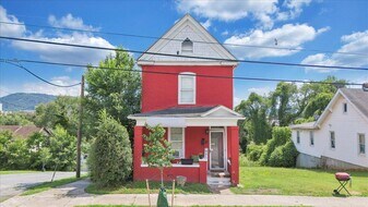 302 Patton Ave NW in Roanoke, VA - Building Photo