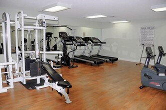 109 Gardens Dr in Pompano Beach, FL - Building Photo - Building Photo