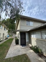 2631 Spinnaker Ave in Port Hueneme, CA - Building Photo