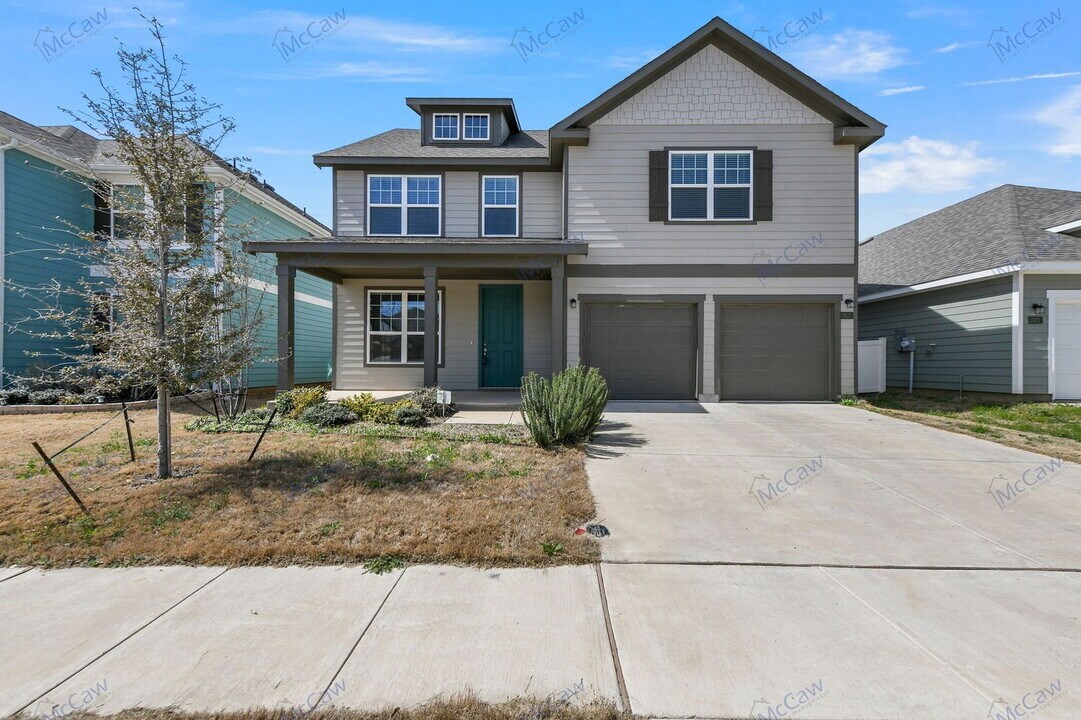 5933 Hopkins Dr in Providence Village, TX - Building Photo