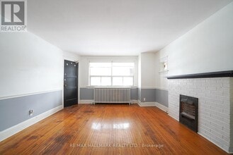 44 Scarboro Beach Blvd in Toronto, ON - Building Photo - Building Photo