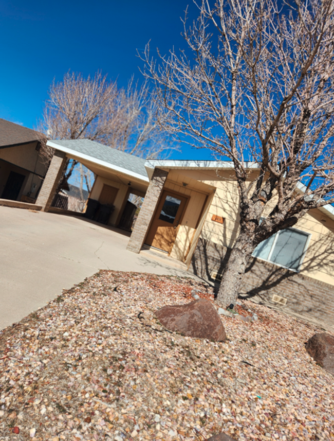 489 E 2015 N in Cedar City, UT - Building Photo - Building Photo