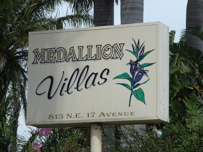 Medallion Villas in Fort Lauderdale, FL - Foto de edificio - Building Photo