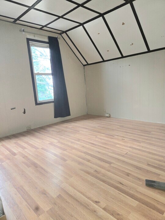 111 Redlyn St in Pittsburgh, PA - Foto de edificio