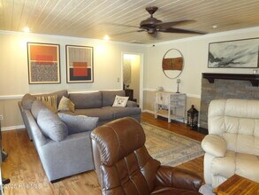 2285 B Stokes Rd in Greenville, NC - Building Photo - Building Photo