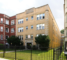 1421 W Farwell Ave Apartamentos