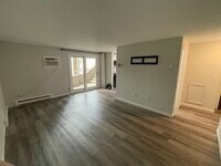 3 Burgundy Hill Ln, Unit 3