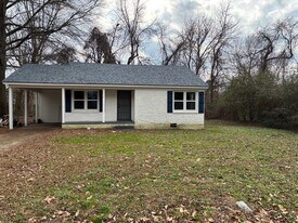 1114 Warren St in Brownsville, TN - Building Photo