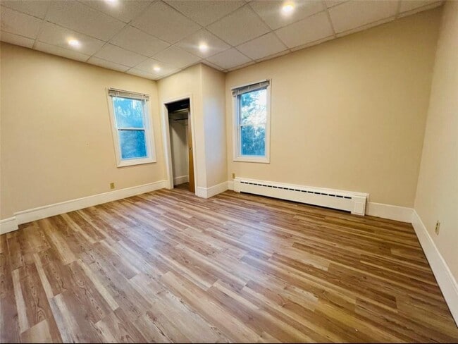312 Waseca Ave in Barrington, RI - Building Photo - Building Photo