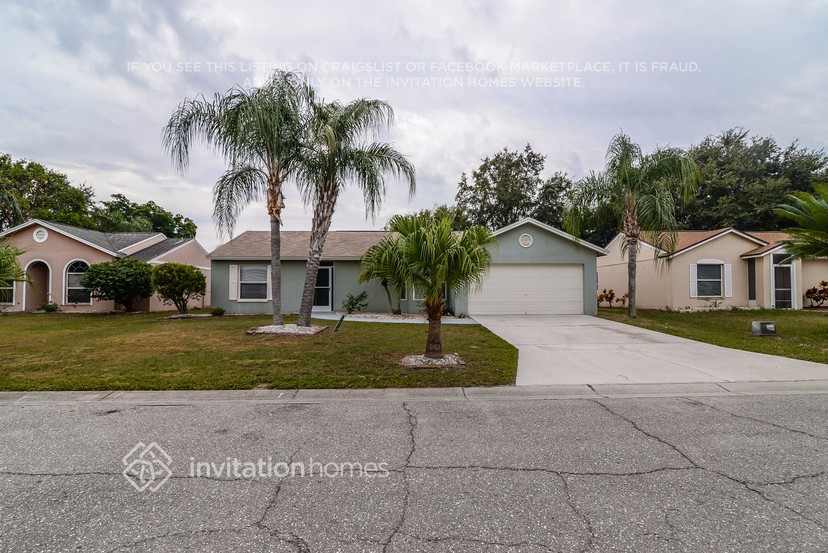 6017 61st Ct E in Palmetto, FL - Building Photo