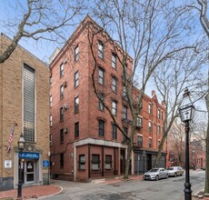 22 Church St, Unit 4 in Boston, MA - Foto de edificio - Building Photo