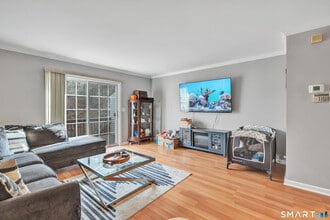 39 Coram Rd in Shelton, CT - Building Photo - Building Photo