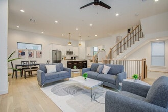 2315 Sherwin St in Houston, TX - Building Photo - Building Photo