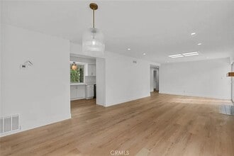 157 Camino La Madera in Camarillo, CA - Building Photo - Building Photo