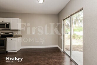 1553 S Cranberry Blvd in North Port, FL - Building Photo - Building Photo