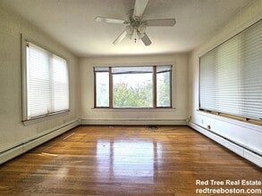 20 Willow St in Newton, MA - Building Photo - Building Photo