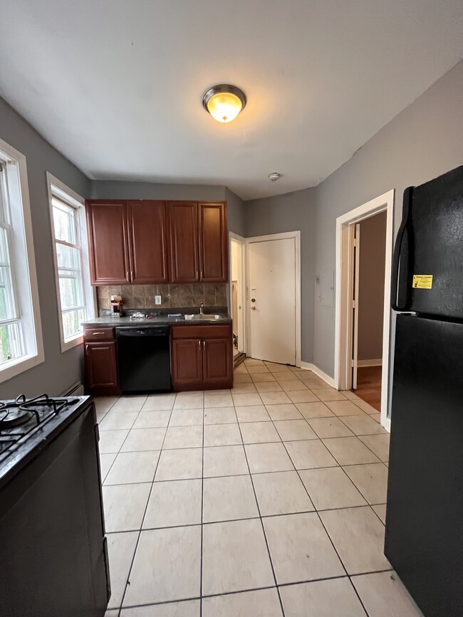 133 W 54th St Apartments and Nearby Bayonne Apartments For Rent