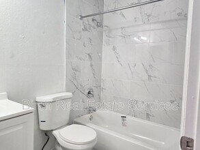 5344 Cotee River Dr in New Port Richey, FL - Building Photo - Building Photo