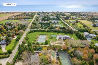 230 Town Line Rd in Sagaponack, NY - Building Photo - Building Photo